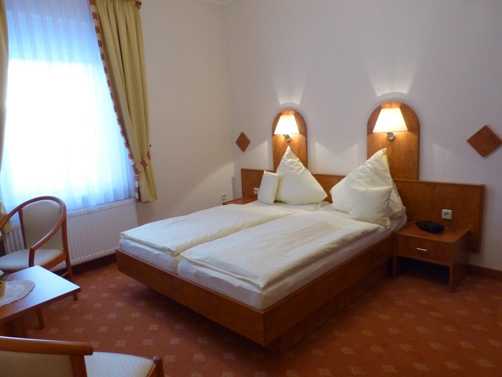 Ferienhotel Wolfsmuehle 로디셰인 외부 사진