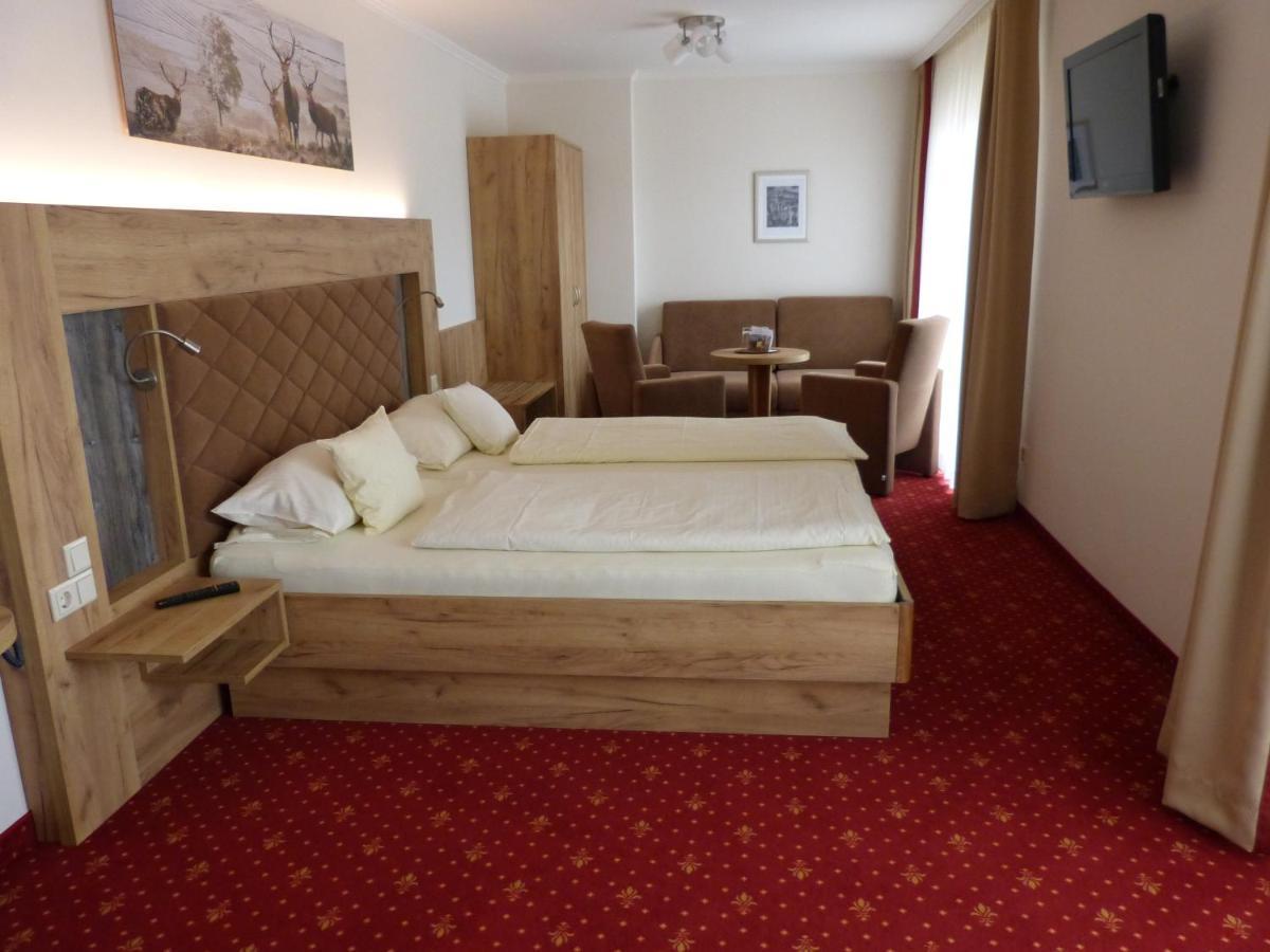 Ferienhotel Wolfsmuehle 로디셰인 외부 사진